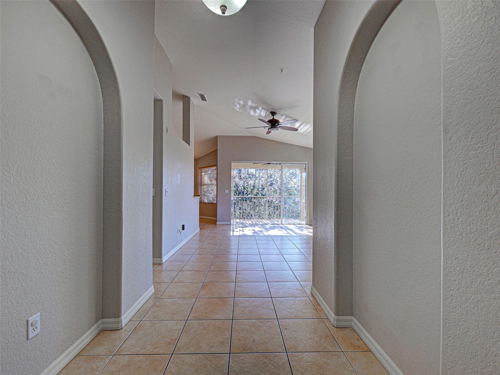 Image 5 of 60 For 4438 Corso Venetia Boulevard D13
