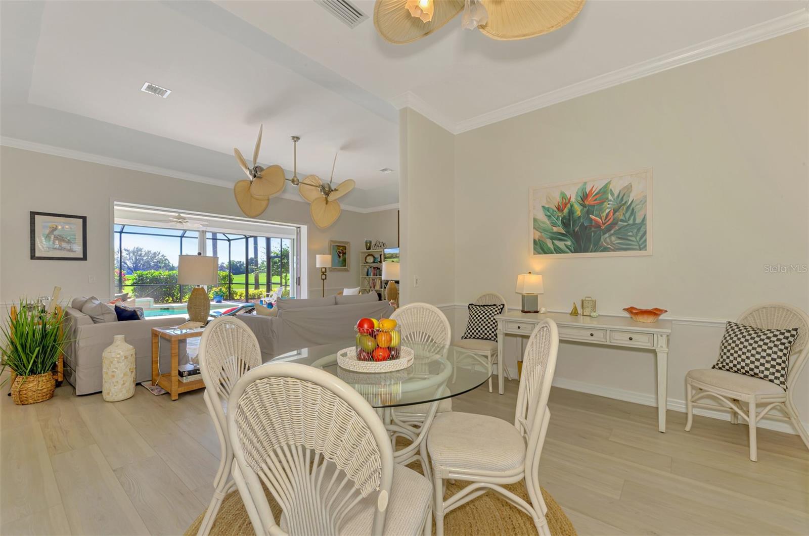 Image 19 of 99 For 15 Fairway Drive