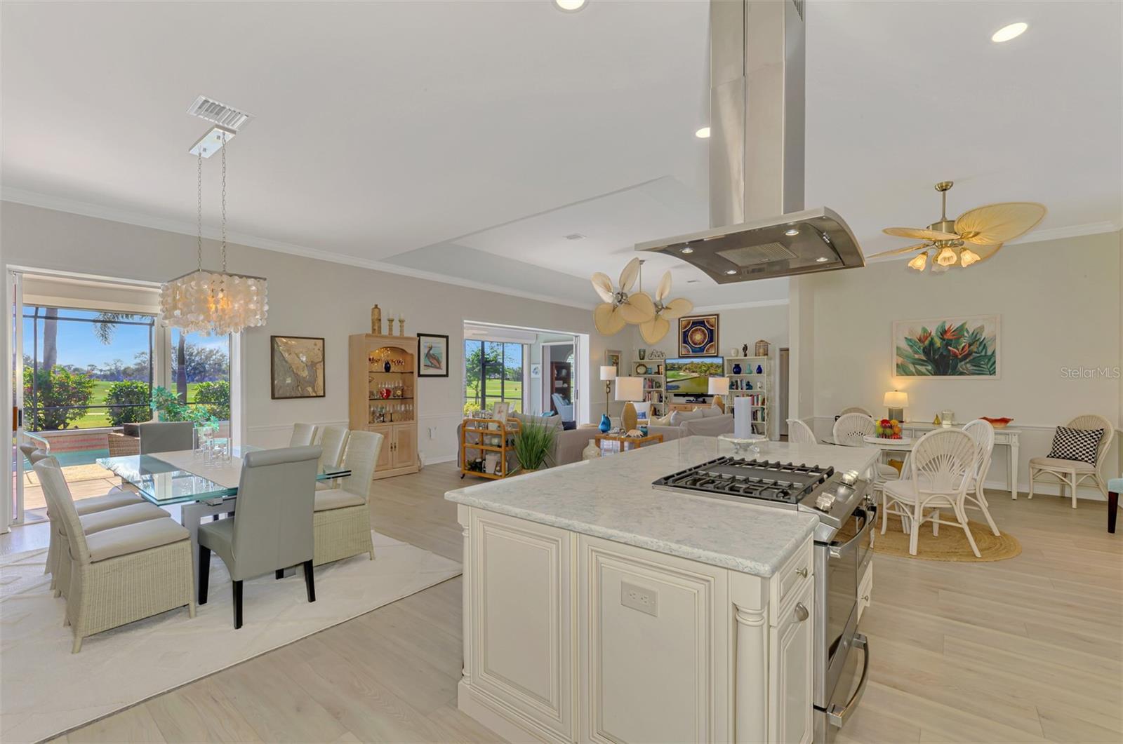 Image 26 of 99 For 15 Fairway Drive