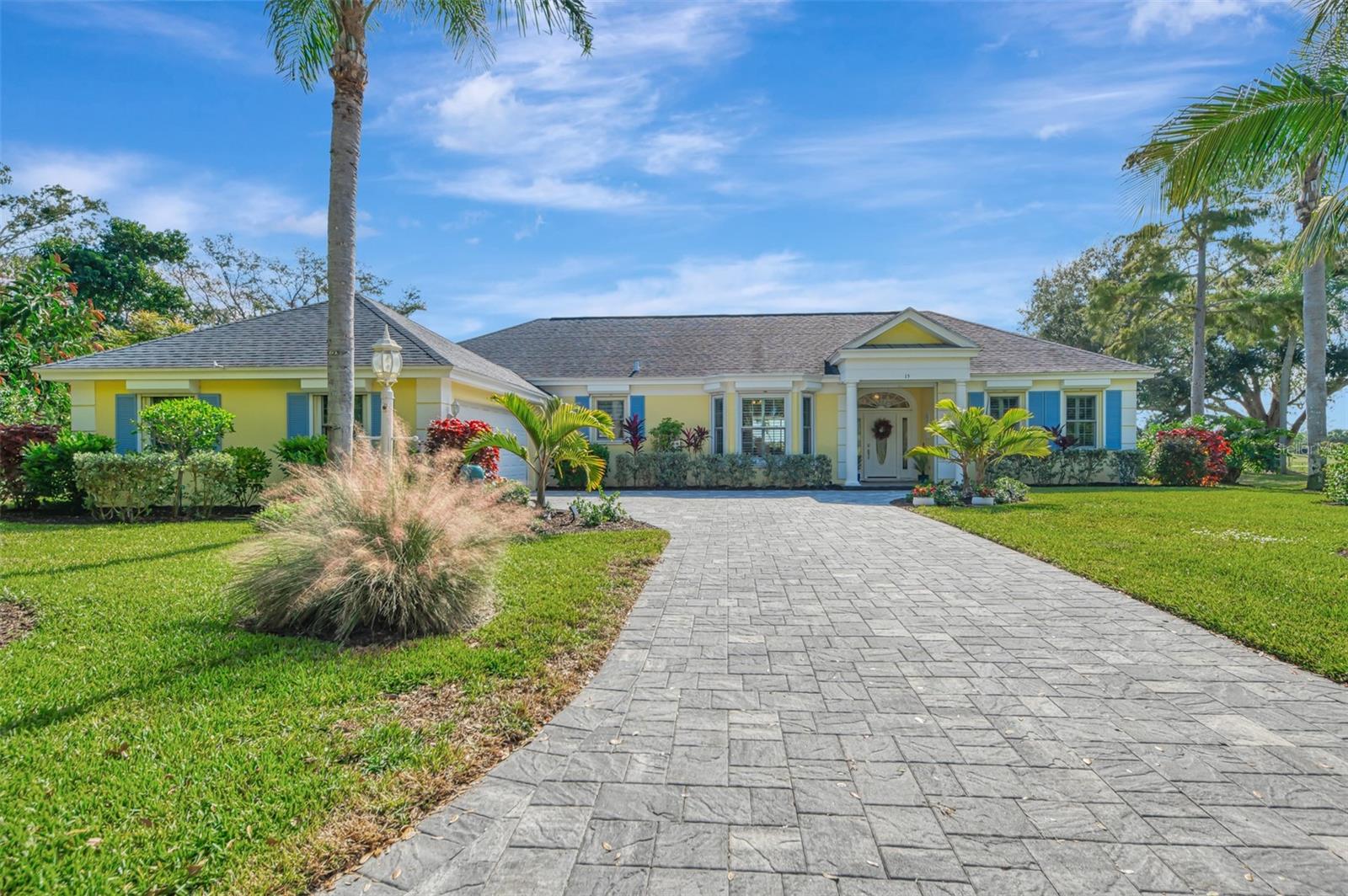 Image 3 of 99 For 15 Fairway Drive