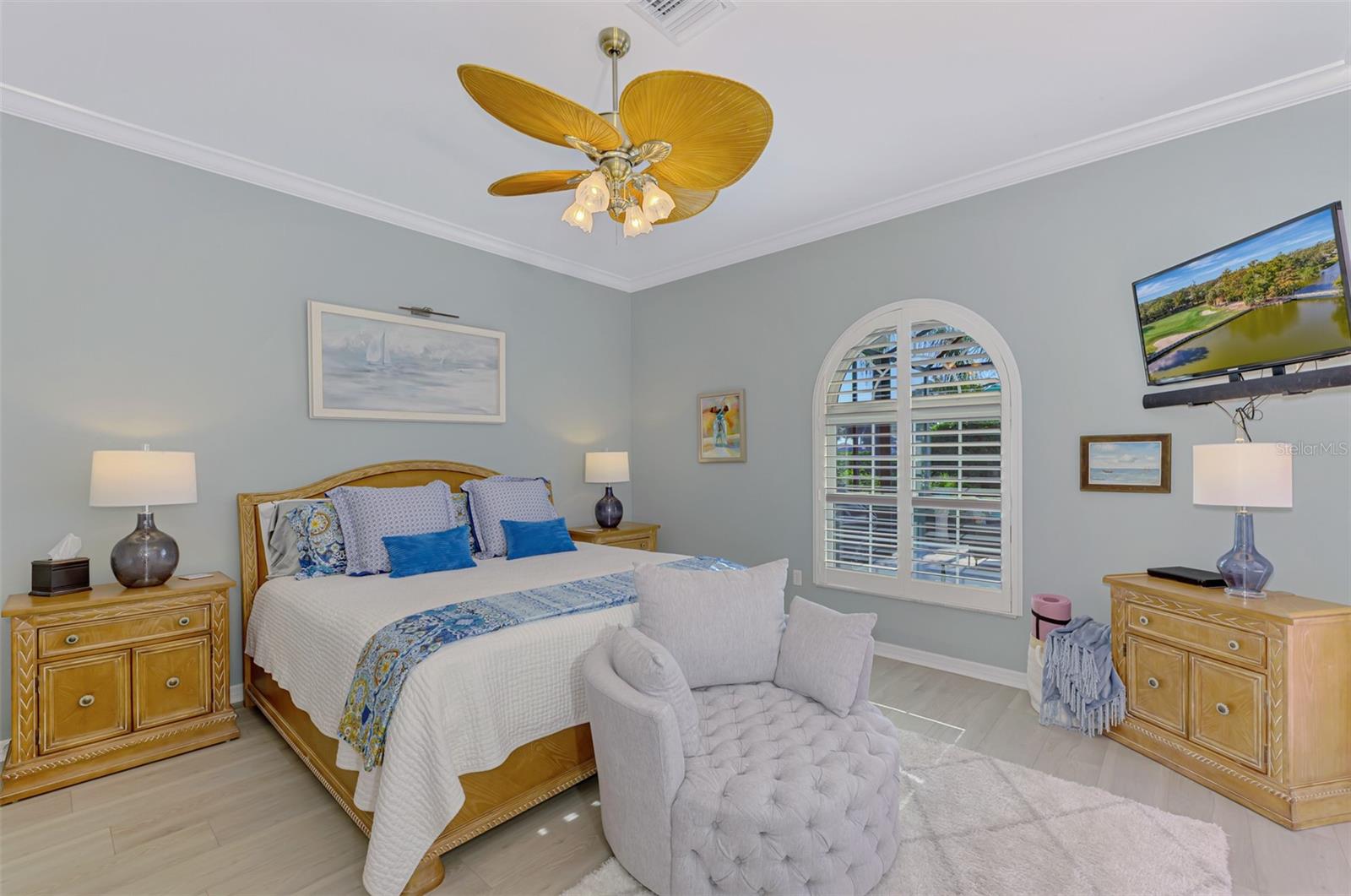 Image 34 of 99 For 15 Fairway Drive