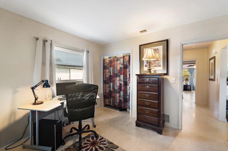 Image 11 of 28 For 444 Driftwood Road