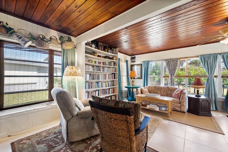 Image 17 of 28 For 444 Driftwood Road