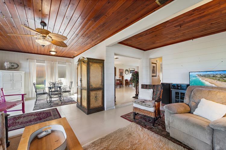 Image 19 of 28 For 444 Driftwood Road