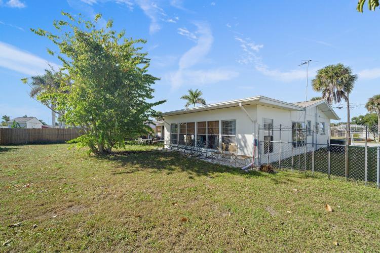 Image 28 of 28 For 444 Driftwood Road