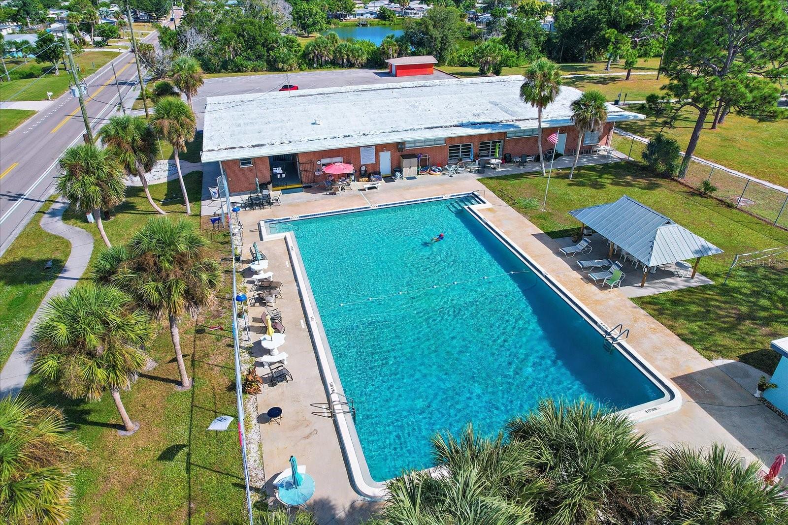 Image 3 of 28 For 444 Driftwood Road