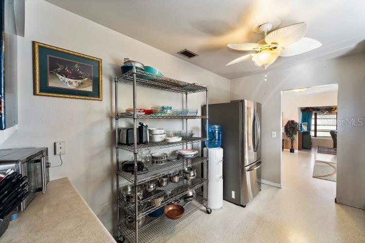 Image 7 of 28 For 444 Driftwood Road