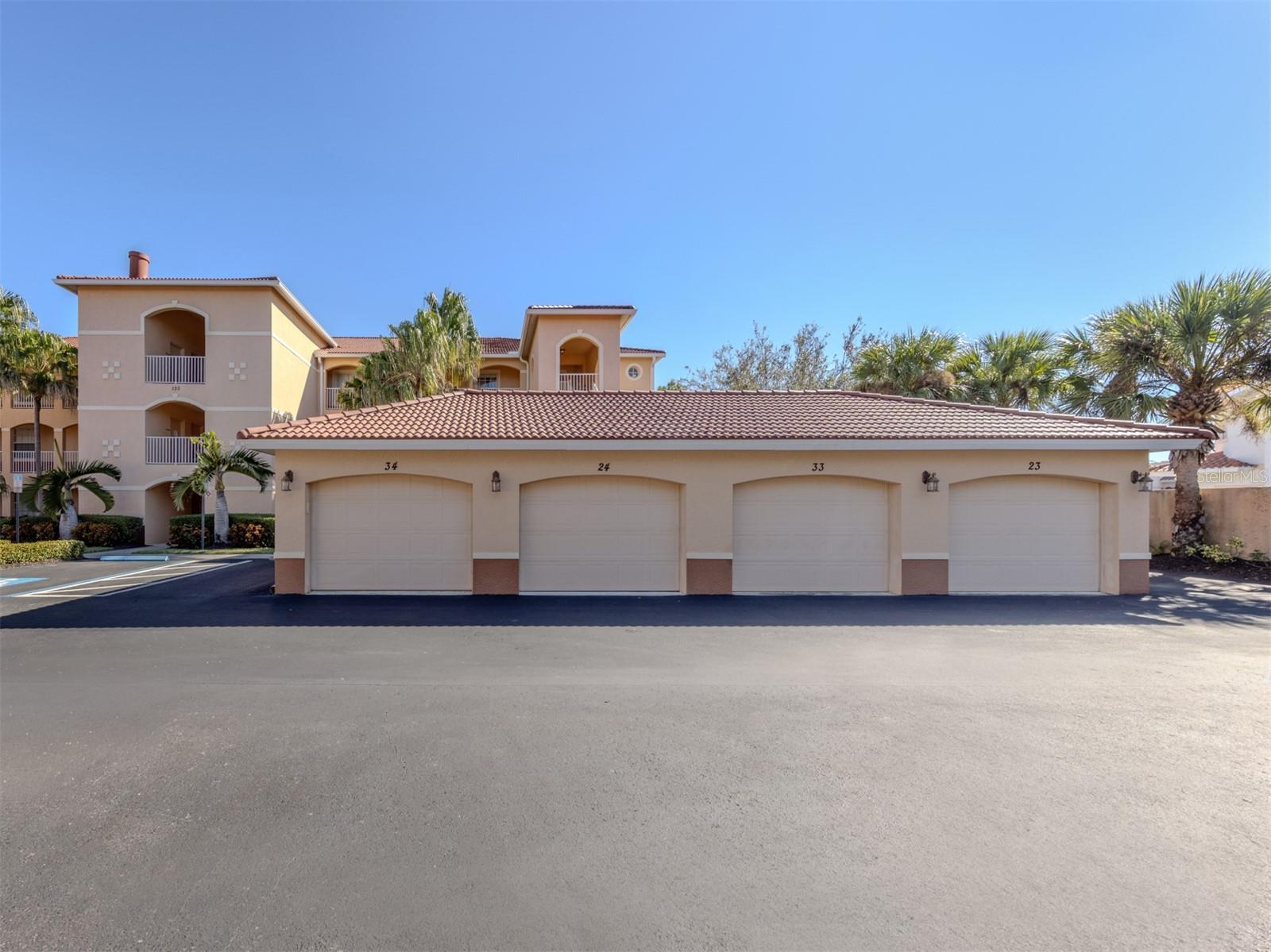 Image 2 of 27 For 120 L Pavia Boulevard 24