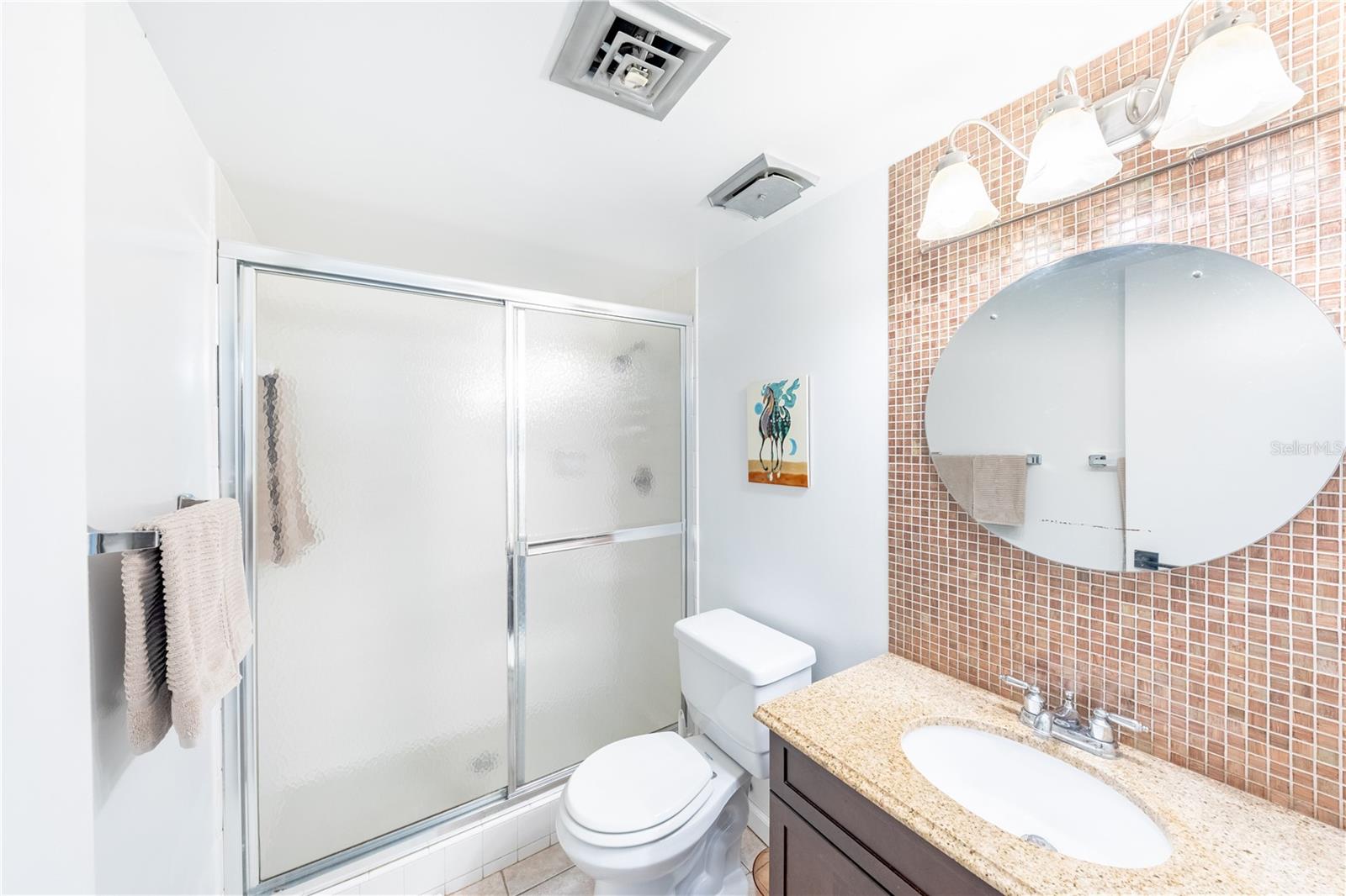 Image 21 of 34 For 633 White Pine Tree Road 27