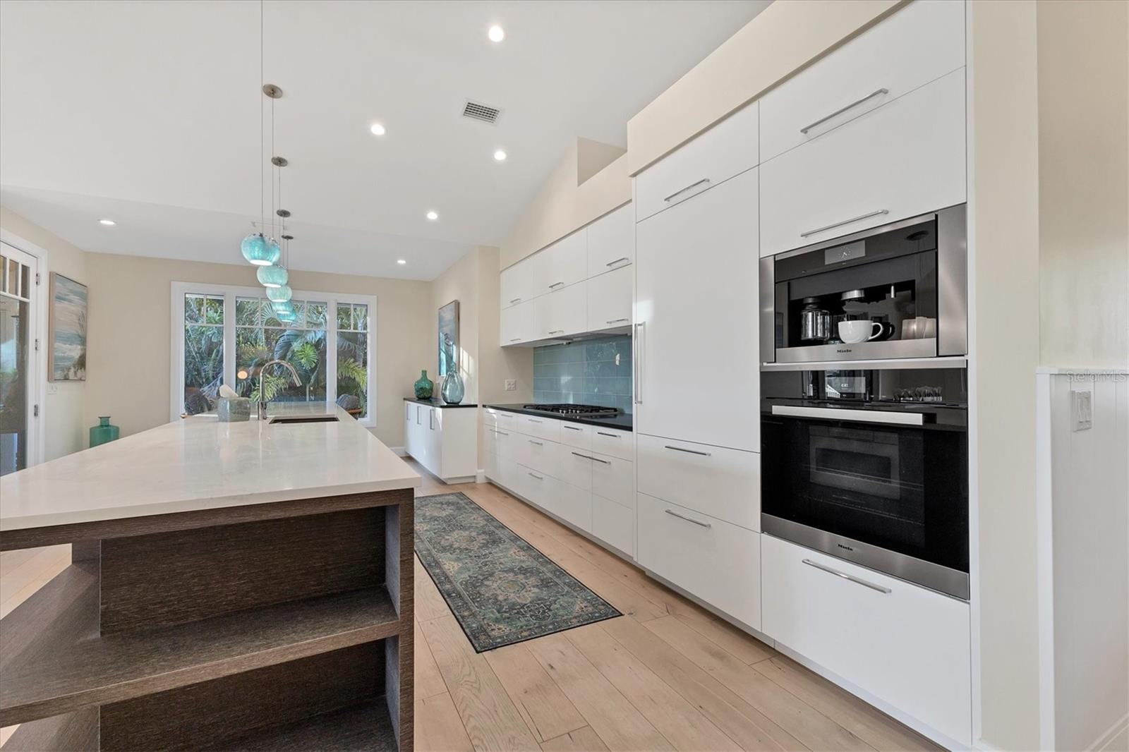 Image 15 of 70 For 709 Eagle Point Drive