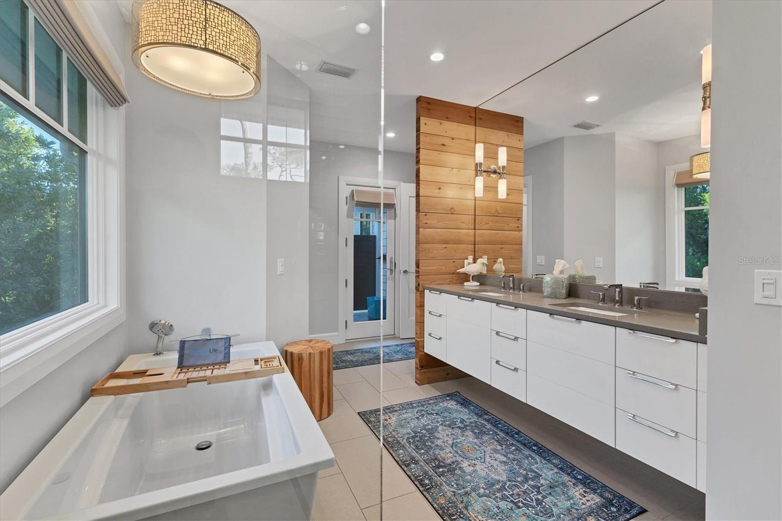 Image 25 of 70 For 709 Eagle Point Drive