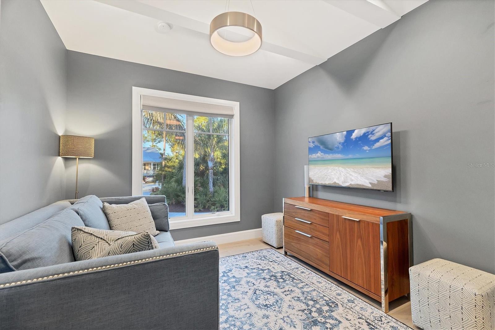 Image 27 of 70 For 709 Eagle Point Drive