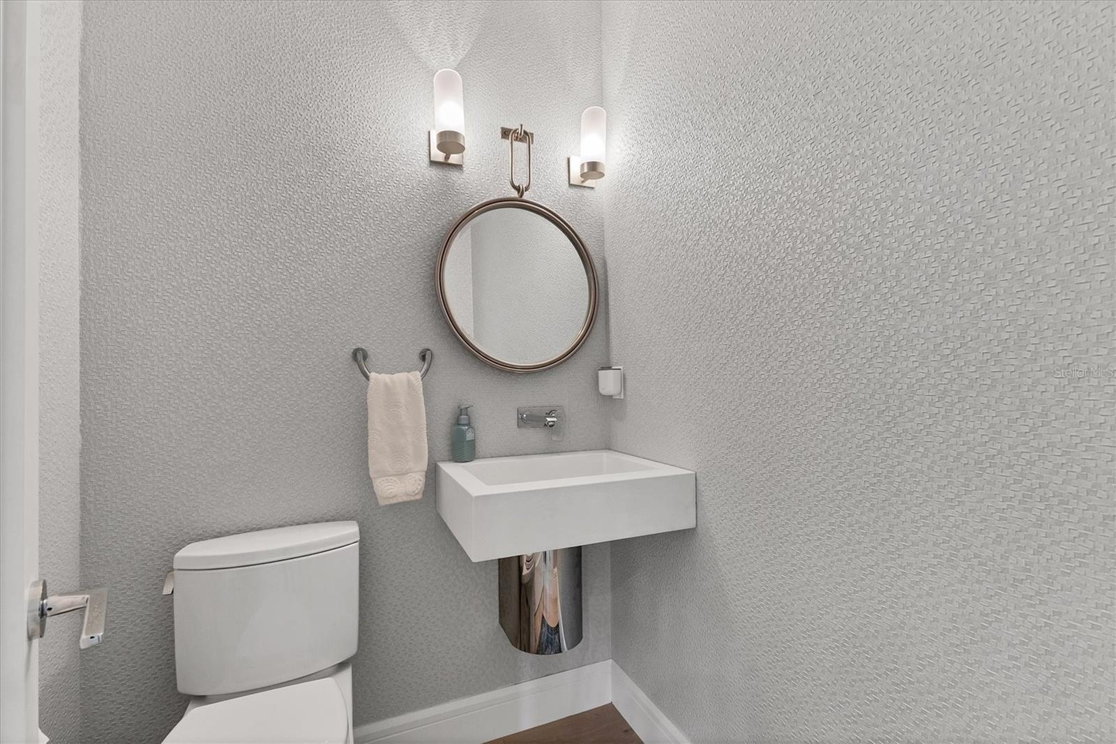 Image 29 of 70 For 709 Eagle Point Drive