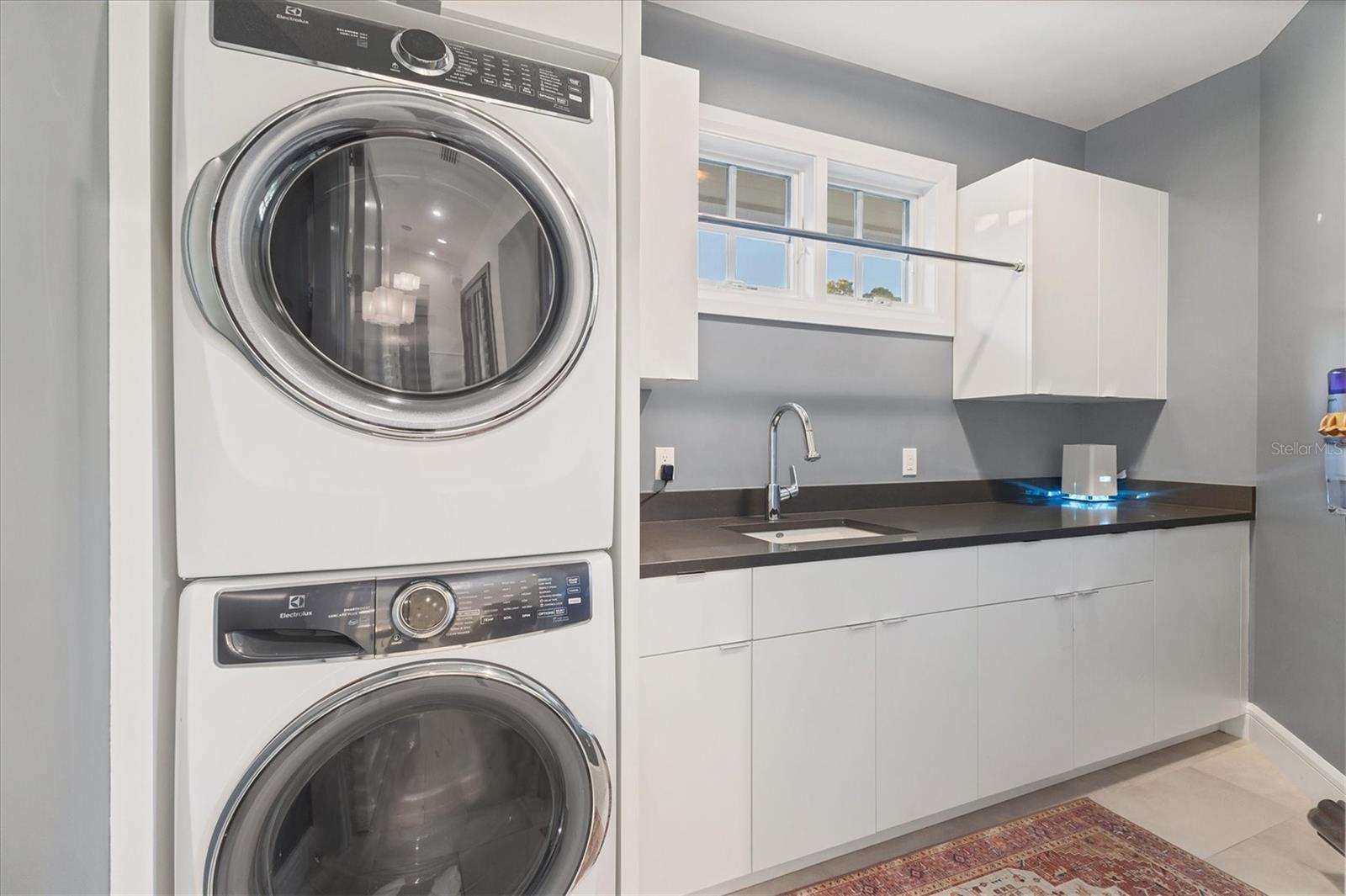 Image 31 of 70 For 709 Eagle Point Drive