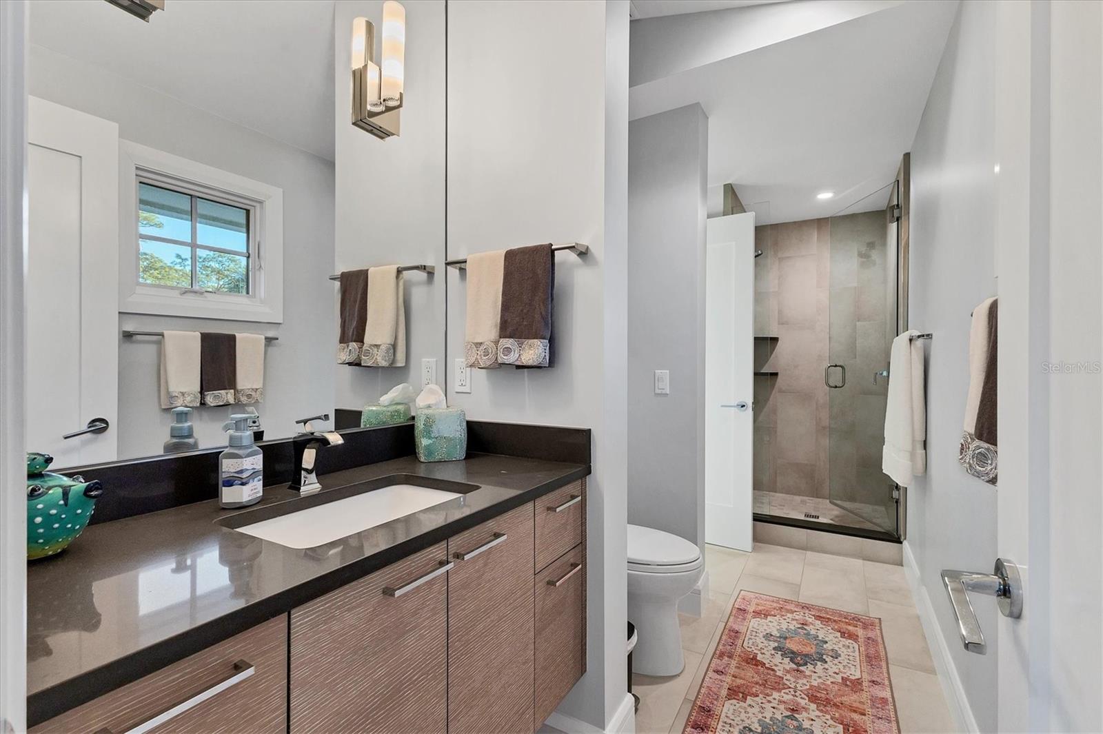 Image 39 of 70 For 709 Eagle Point Drive