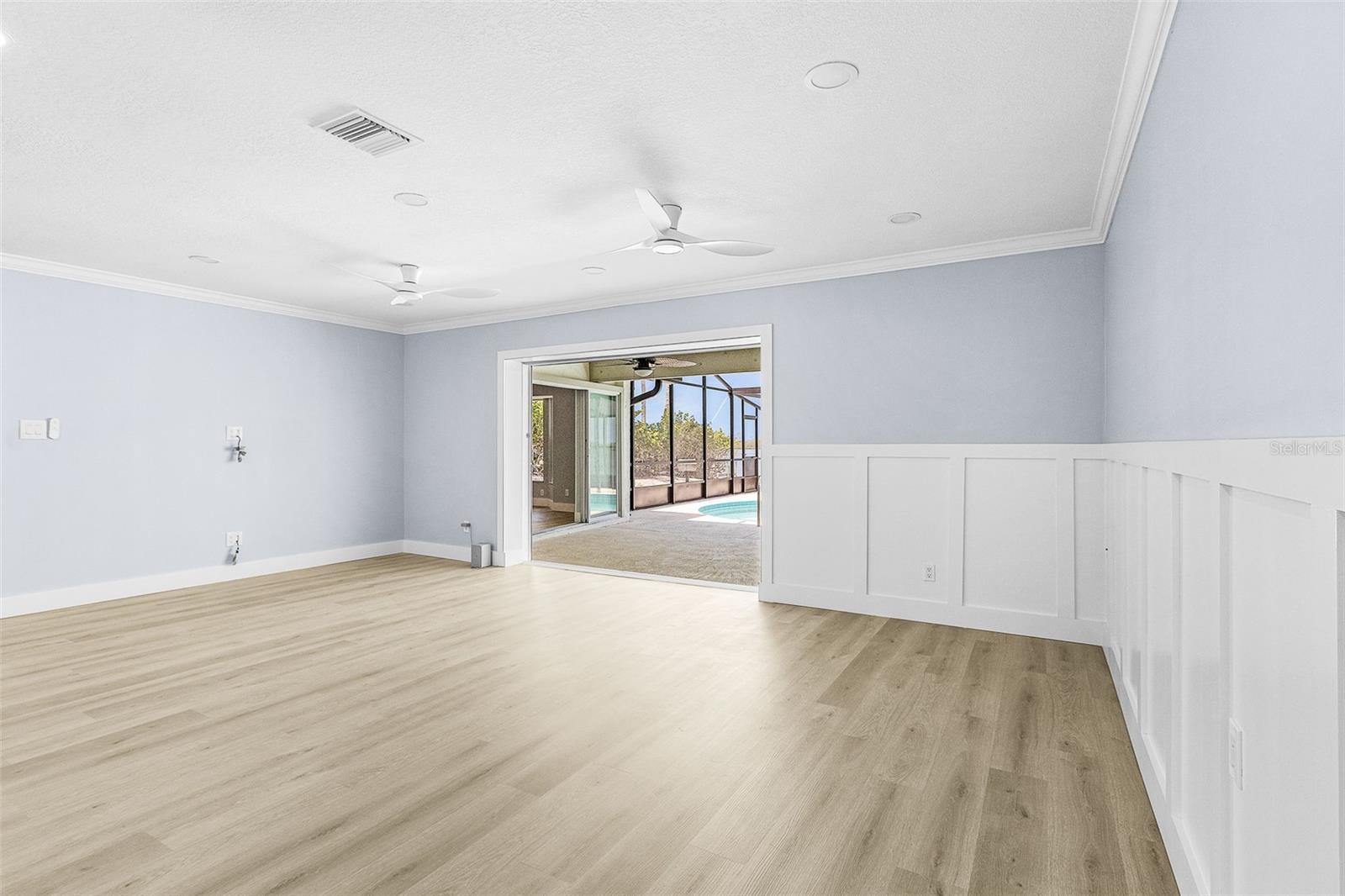 Image 14 of 40 For 716 Sarabay Road