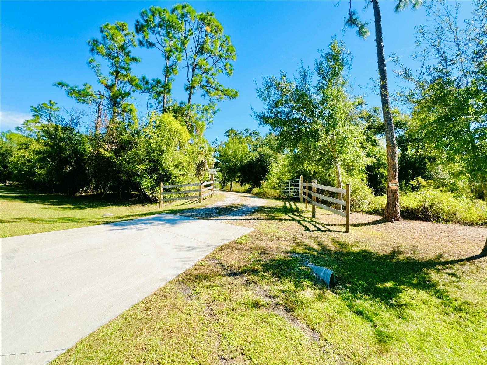 Image 10 of 69 For 6470 Raymur Street