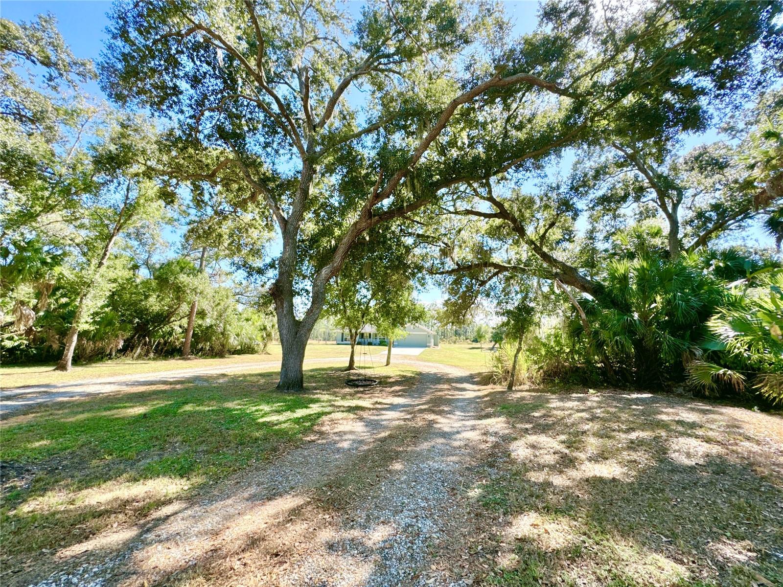 Image 12 of 69 For 6470 Raymur Street