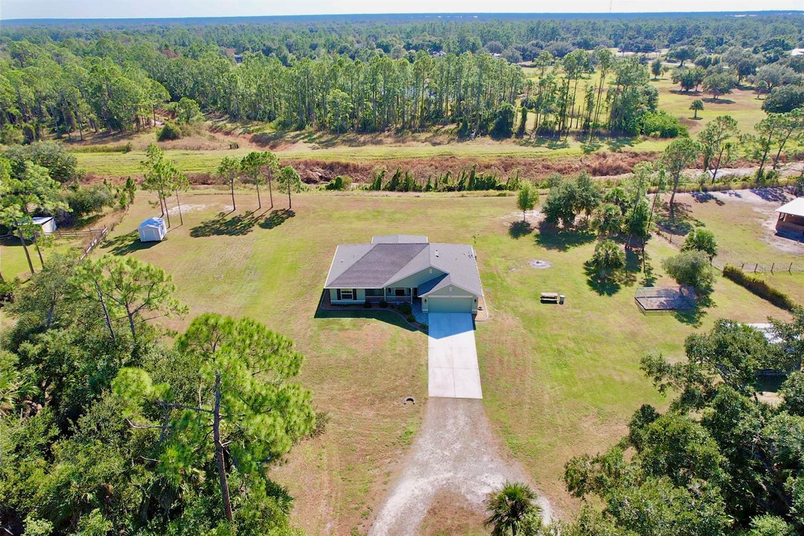 Image 3 of 69 For 6470 Raymur Street