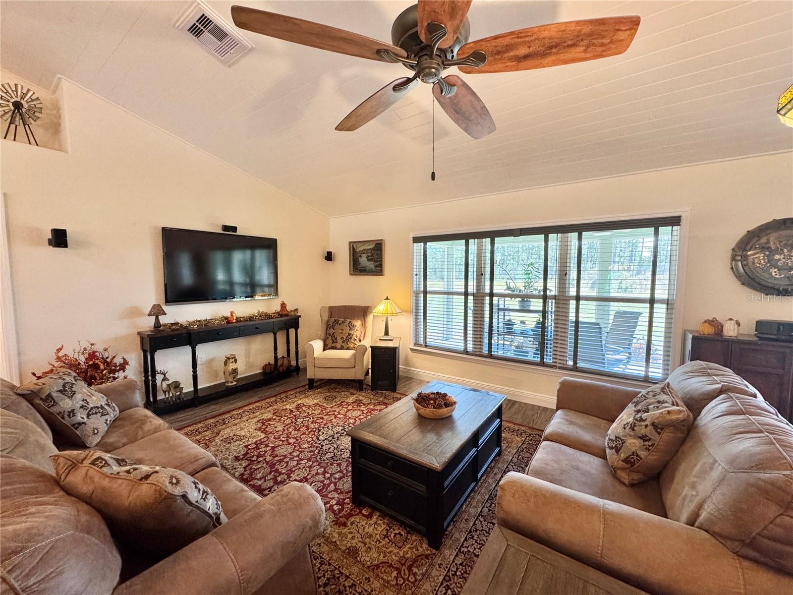 Image 37 of 69 For 6470 Raymur Street