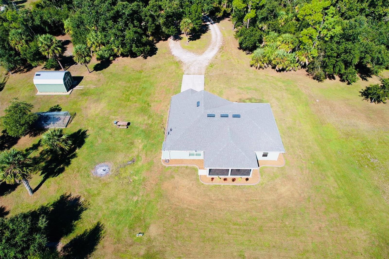 Image 4 of 69 For 6470 Raymur Street