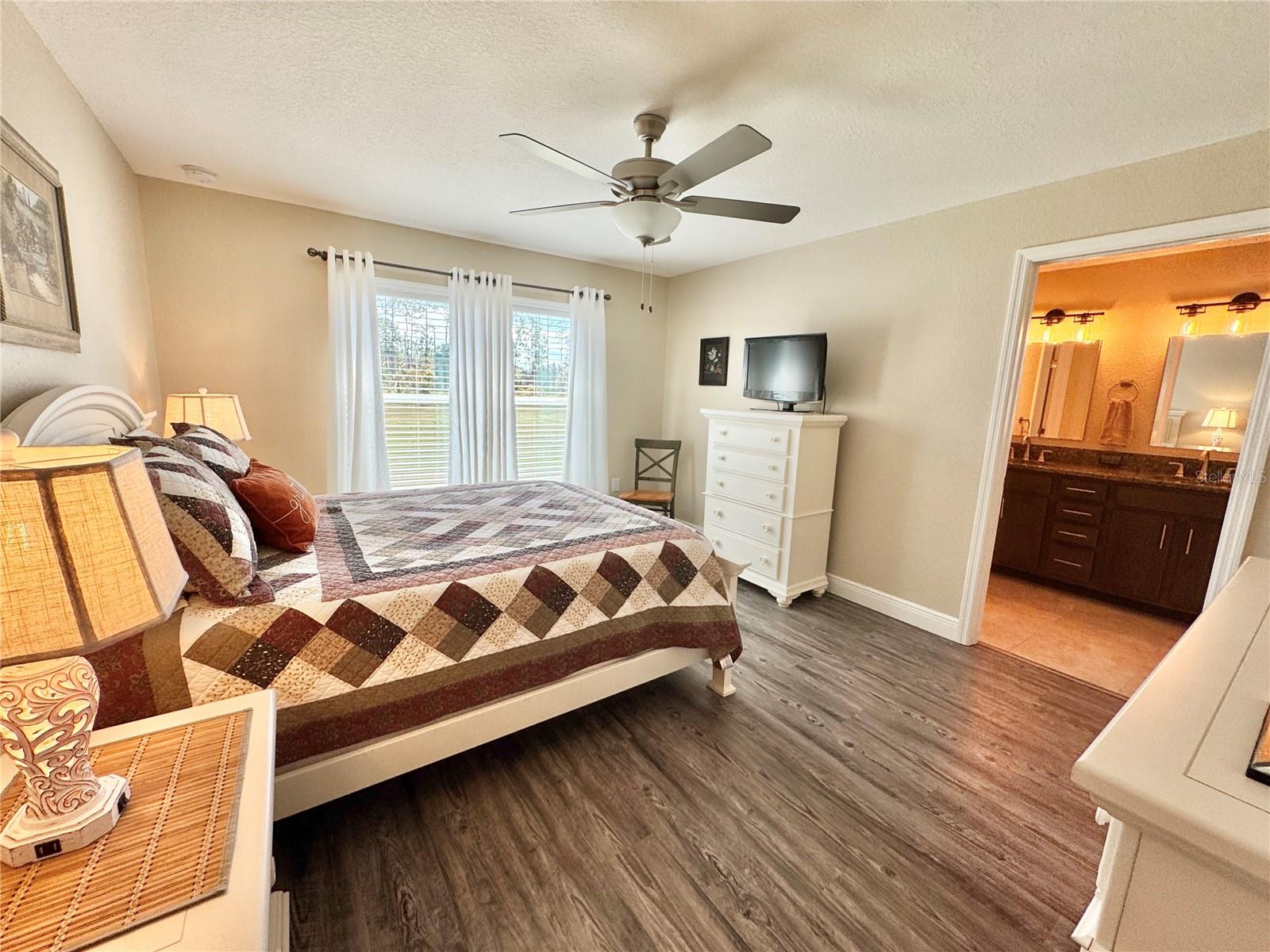 Image 42 of 69 For 6470 Raymur Street