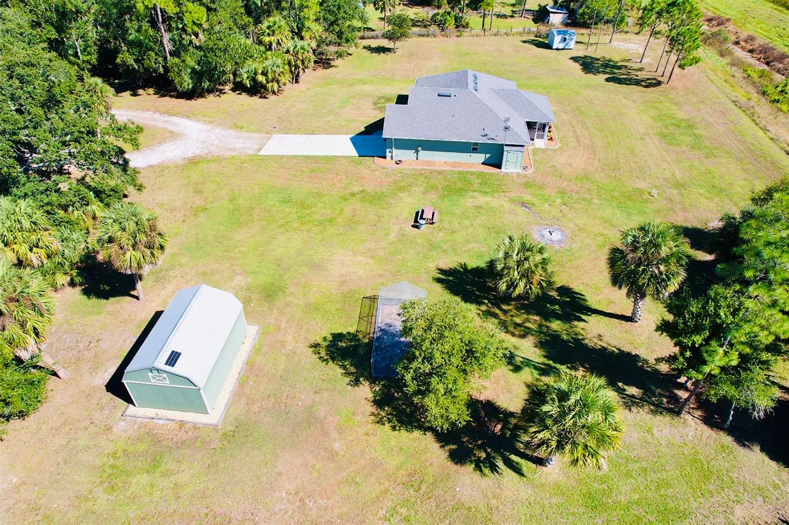 Image 5 of 69 For 6470 Raymur Street