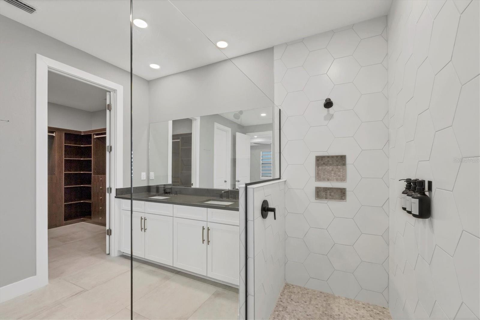 Image 23 of 69 For 12717 Morning Mist Place