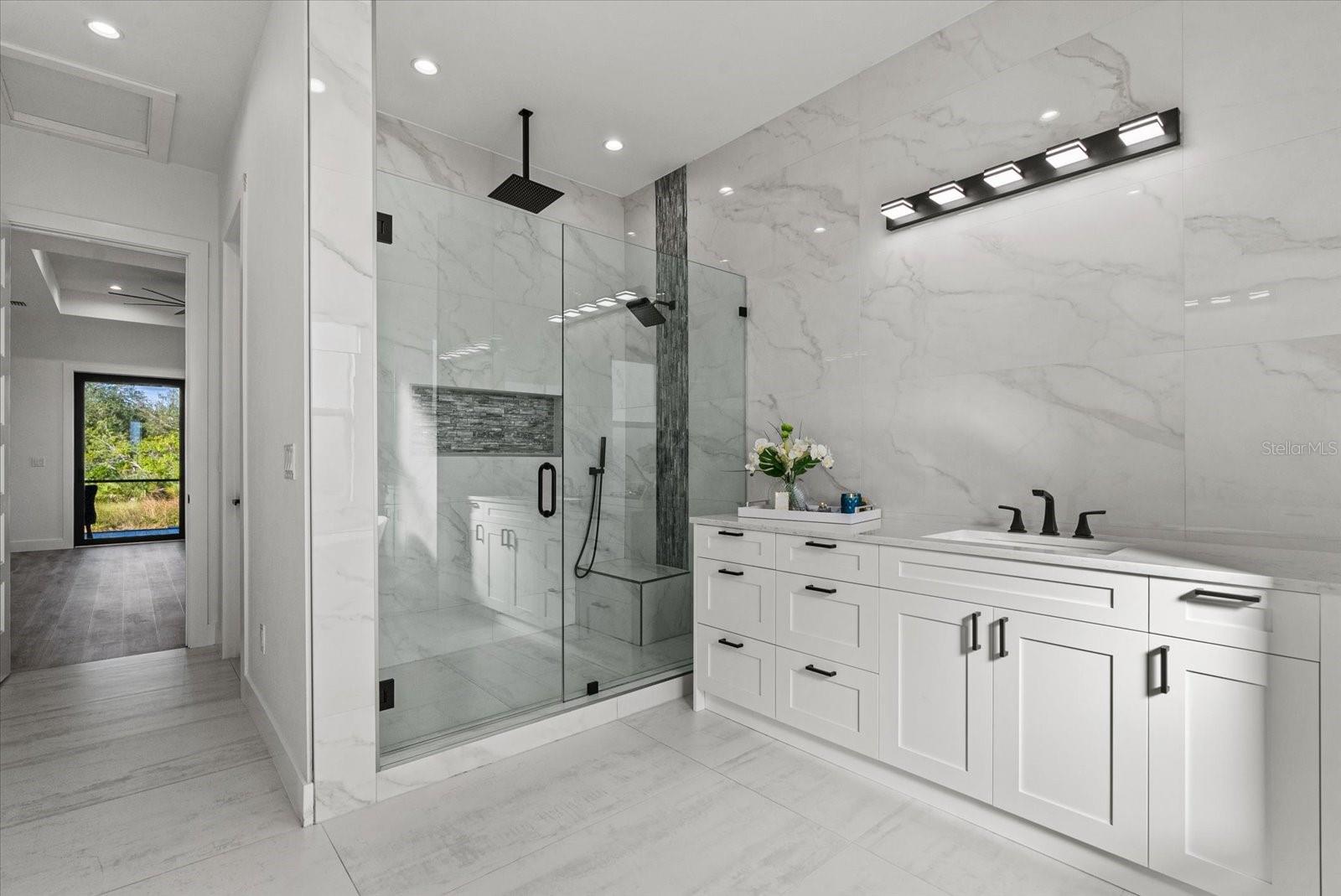 Image 23 of 43 For 8045 Bosco Road