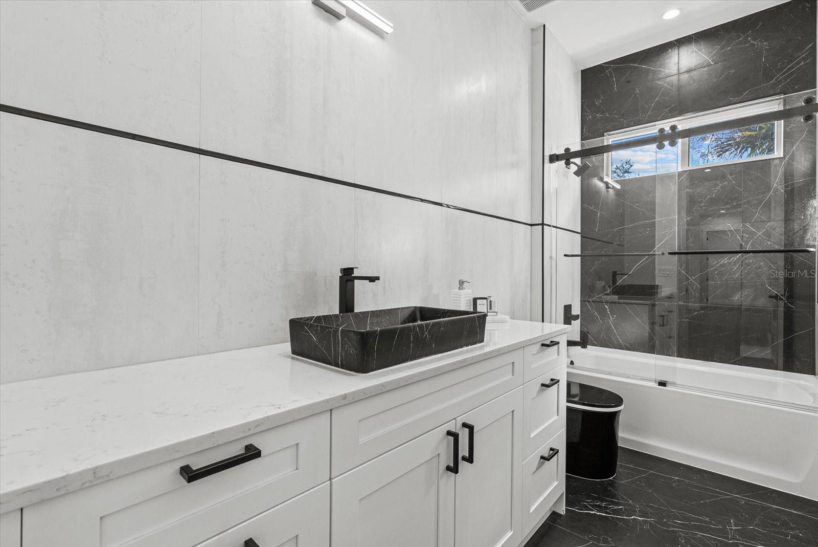 Image 26 of 43 For 8045 Bosco Road