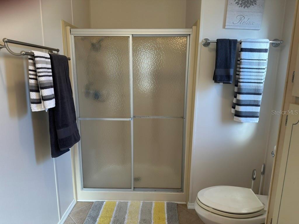 Image 10 of 16 For 526 Parkwood Avenue