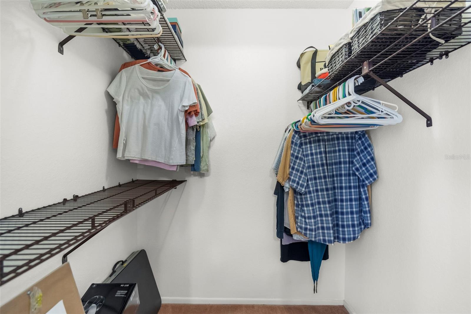 Image 12 of 26 For 605 Apple Lane