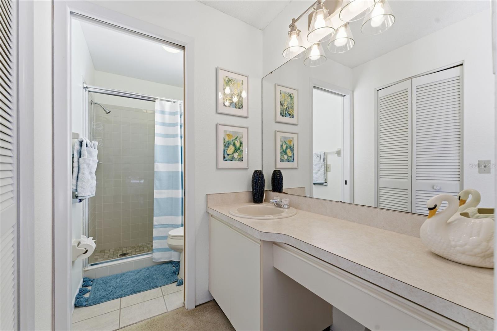 Image 13 of 26 For 605 Apple Lane