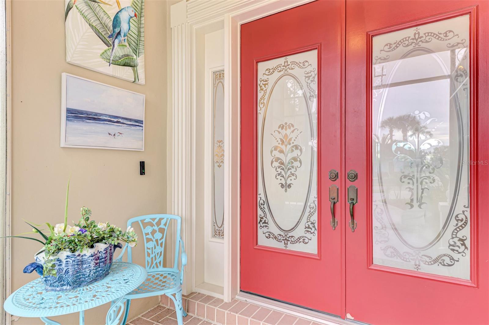 Image 13 of 98 For 26 Golf View Drive