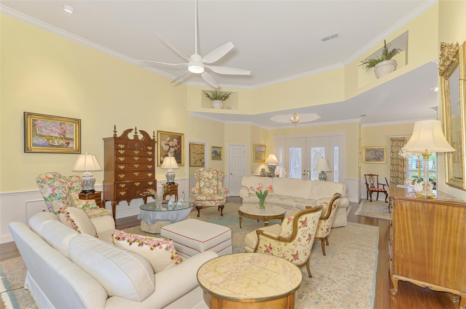 Image 22 of 98 For 26 Golf View Drive