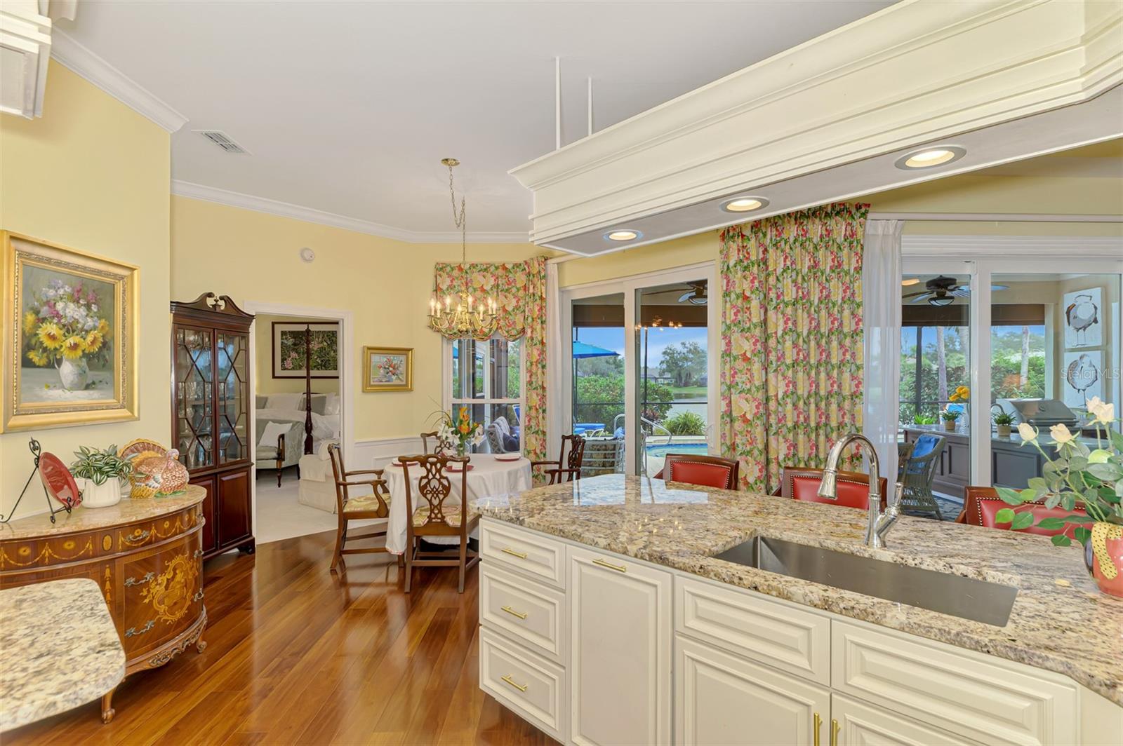 Image 37 of 98 For 26 Golf View Drive