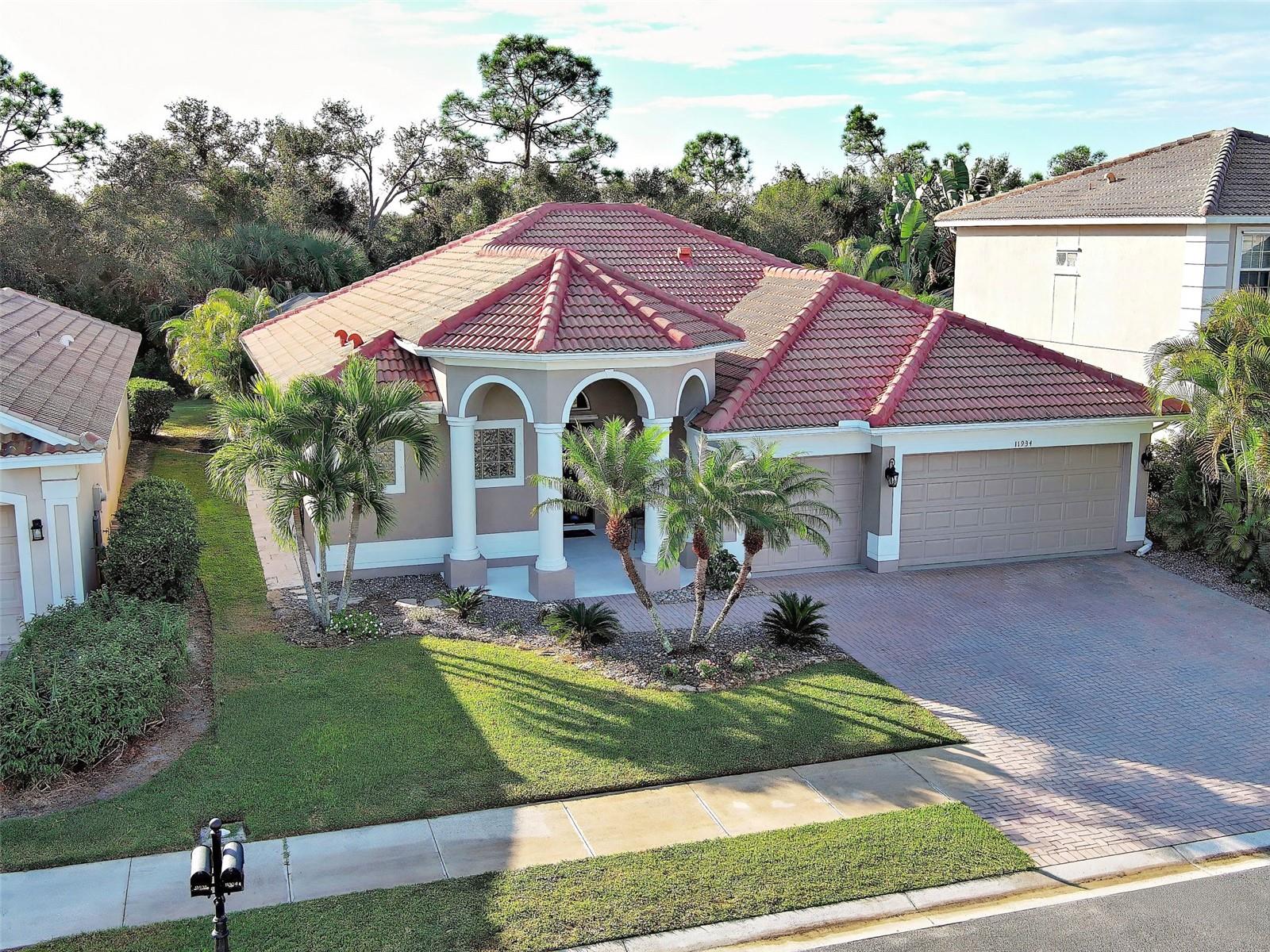 Details for 11934 Granite Woods Loop, VENICE, FL 34292