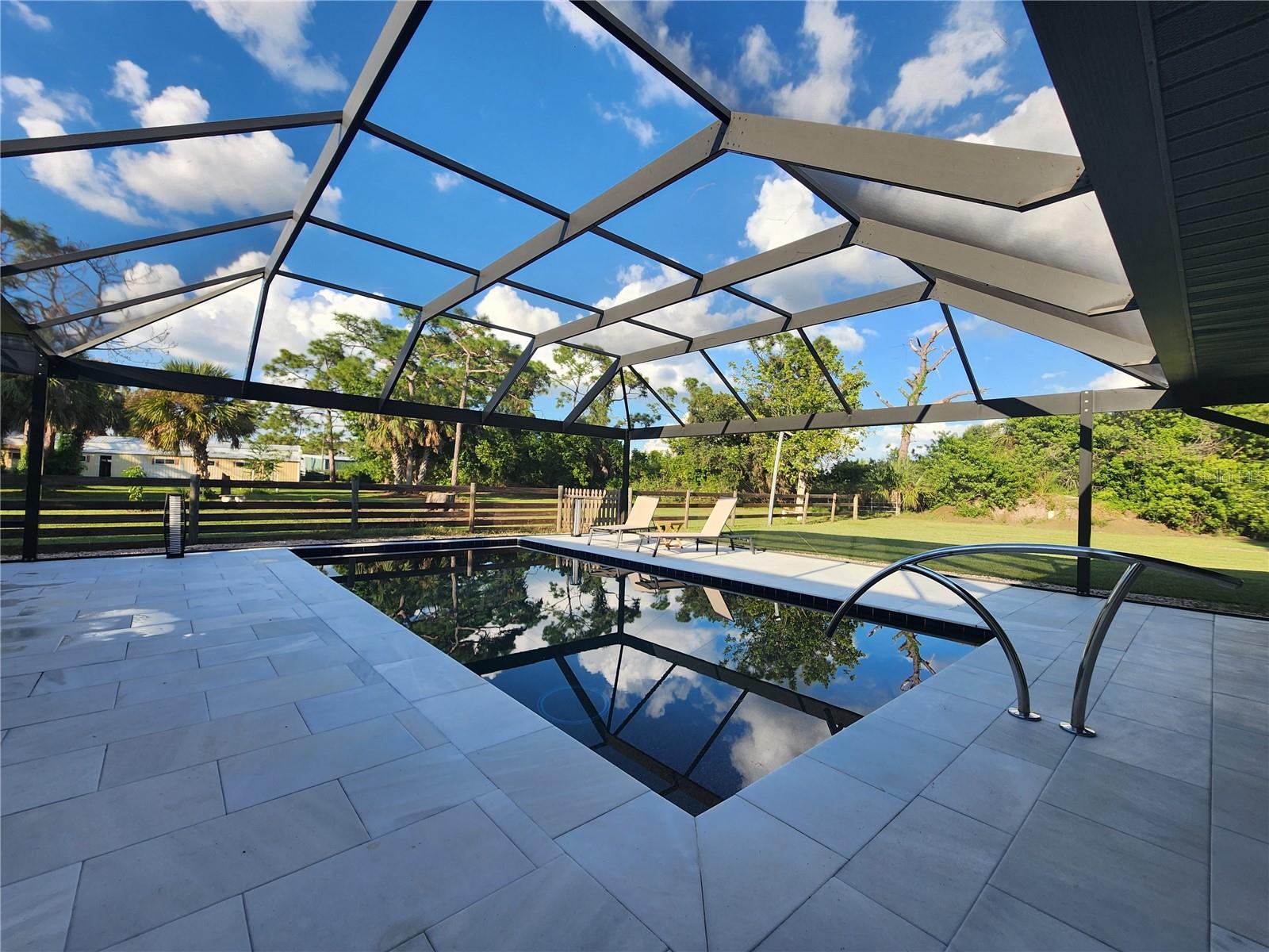 Image 13 of 38 For 900 Crestwood Road