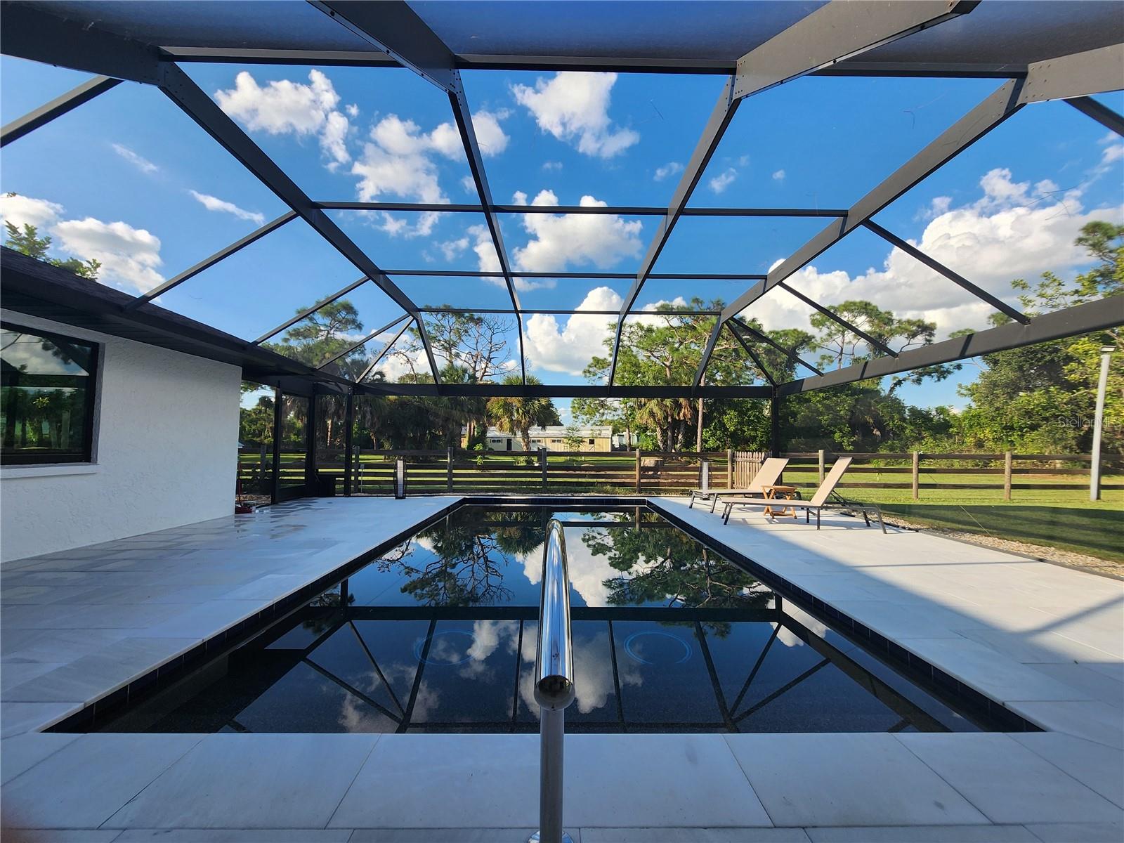 Image 5 of 38 For 900 Crestwood Road