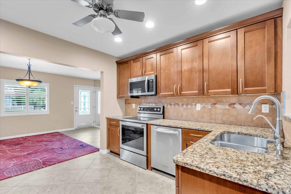 Image 10 of 40 For 720 Myrtle Avenue