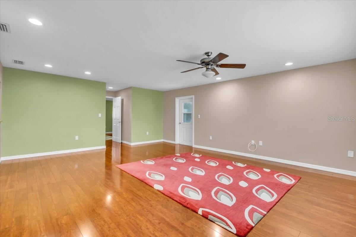 Image 21 of 40 For 720 Myrtle Avenue