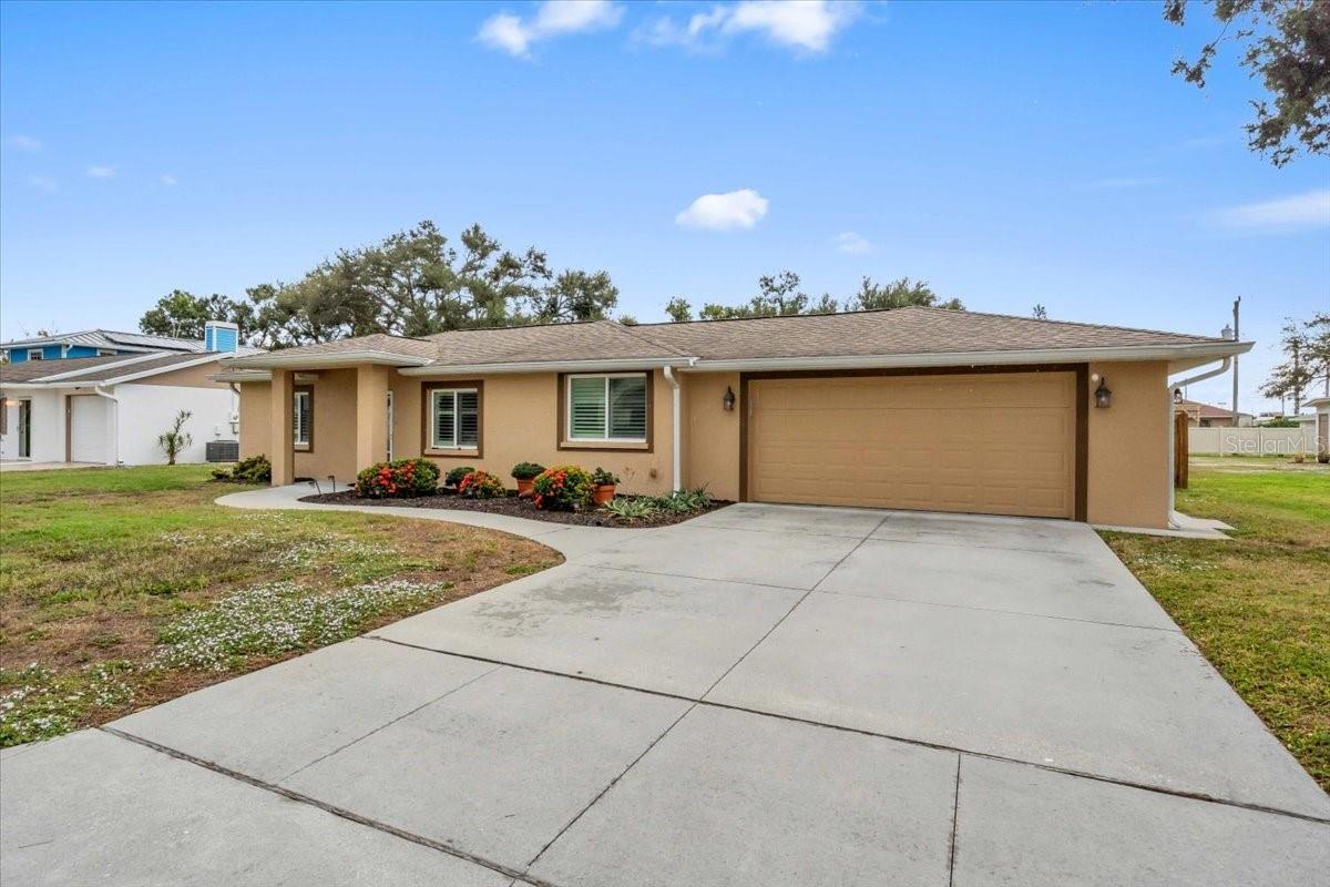 Image 3 of 40 For 720 Myrtle Avenue