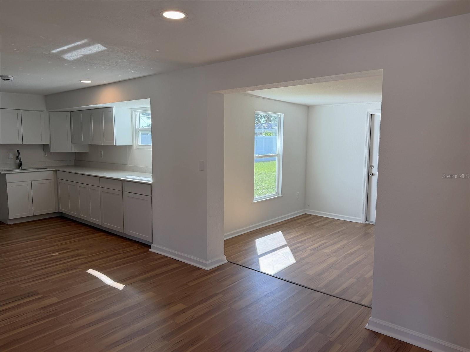 Image 10 of 22 For 249 Mount Vernon Drive