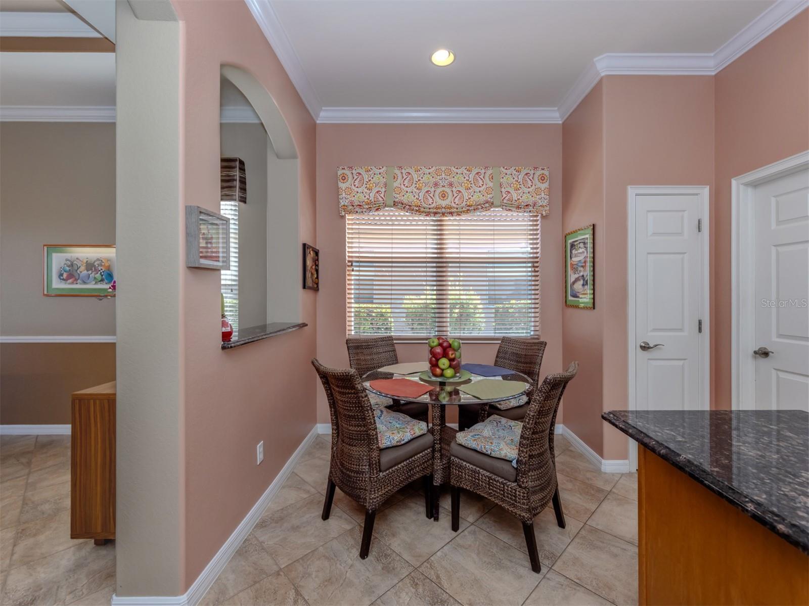 Image 17 of 76 For 157 Palazzo Court