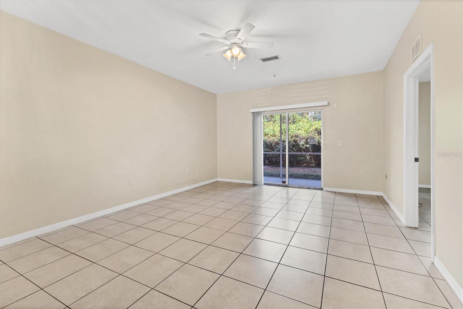 Image 12 of 27 For 3921 Mediterranea Circle 212