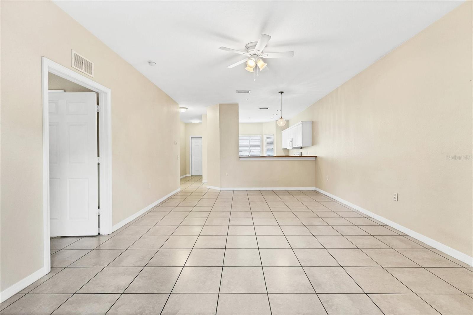 Image 13 of 27 For 3921 Mediterranea Circle 212