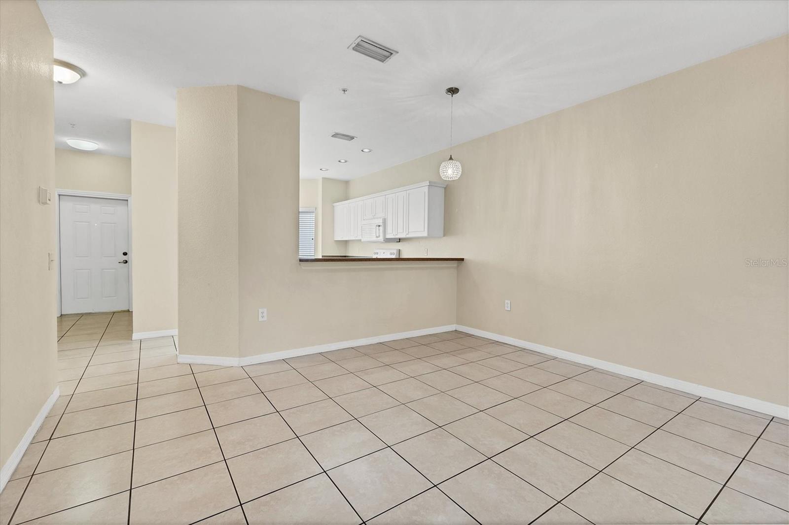 Image 14 of 27 For 3921 Mediterranea Circle 212