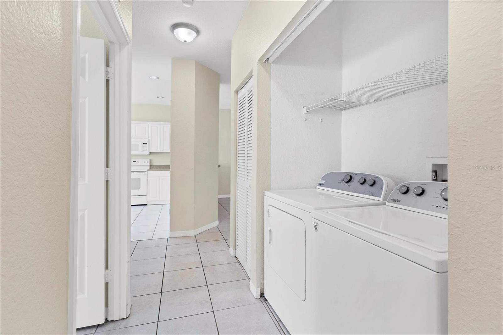 Image 21 of 27 For 3921 Mediterranea Circle 212