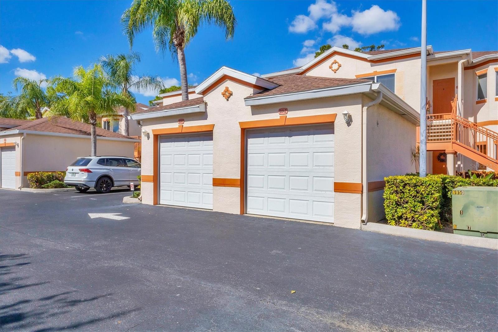 Image 3 of 27 For 3921 Mediterranea Circle 212