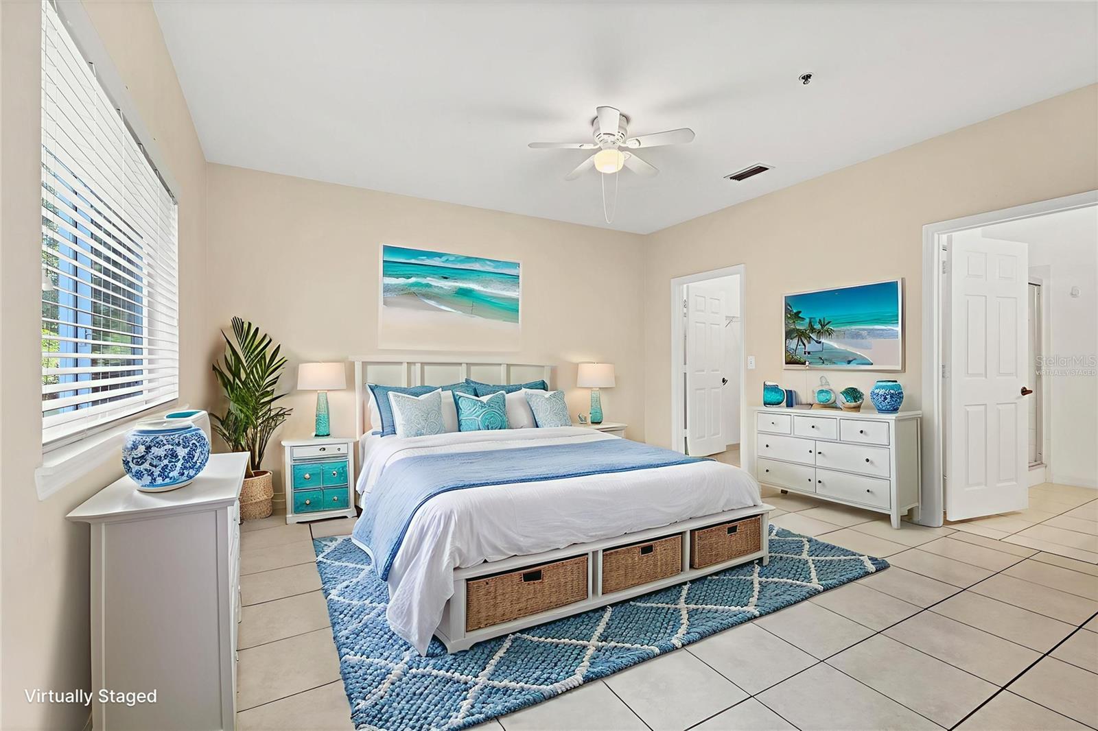 Image 5 of 27 For 3921 Mediterranea Circle 212